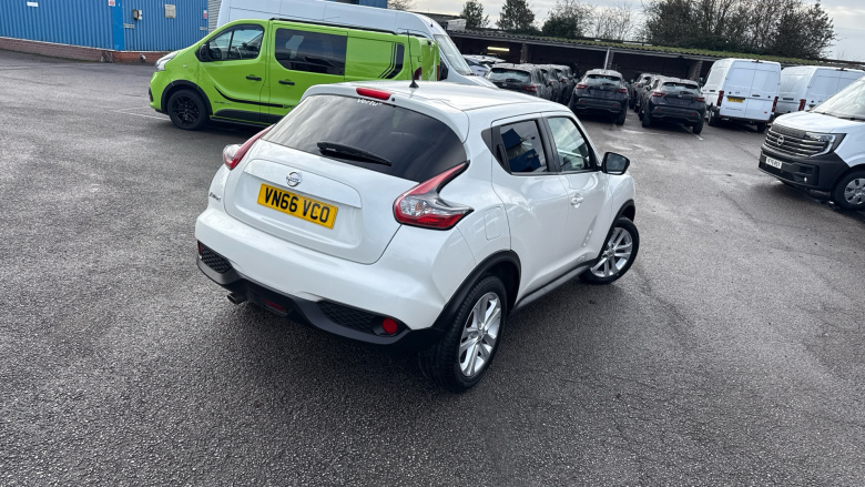 Nissan Juke 1.5 dCi N-Connecta 5dr Diesel Hatchback